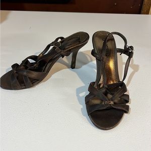 Women’s brown heels